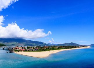 Du lịch miền trung đầy mộng mơ, ngắm nhìn những ngọn núi hùng vĩ du lich mien trung